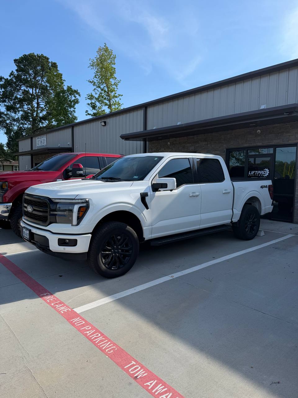 26 Ford F-150 - Fox Leveling Struts — photo 1 of 4 — installed by Lift Pro Customs, Willis TX