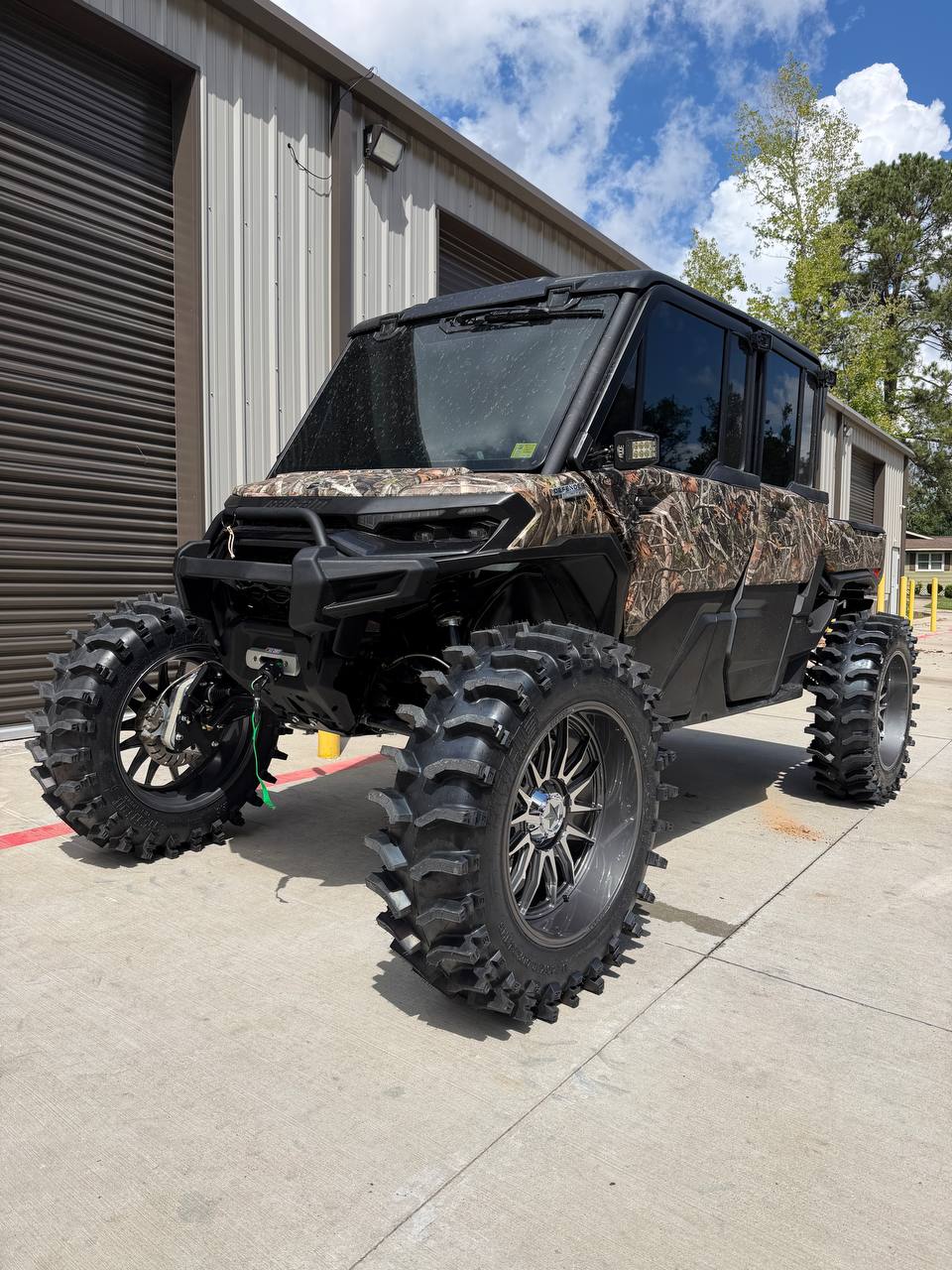 Defender HD11 Full Build — photo 1 of 5 — installed by Lift Pro Customs, Willis TX