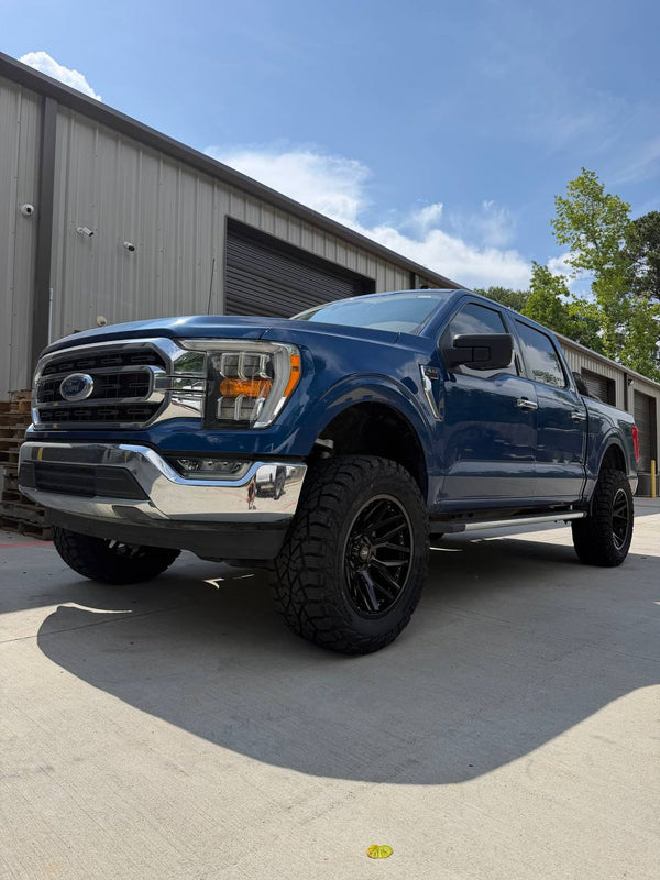 Ford F-150 with 6" Rough Country lift kit, wheels and tires, photo 1 of 4, installed by Lift Pro Customs in Willis, TX