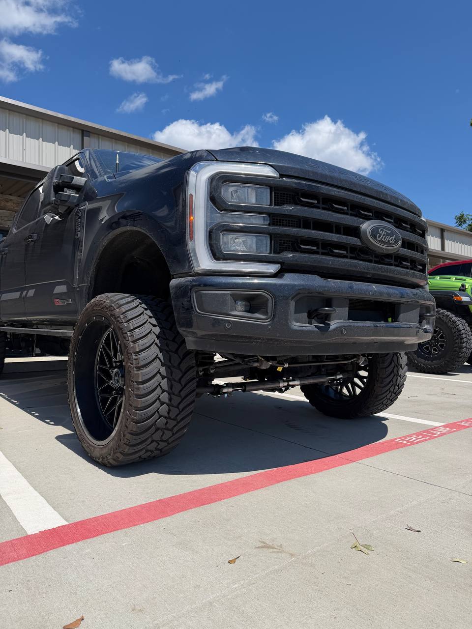 Ford F-250 6 ReadyLIFT Lift Kit + Wheels + Tires — photo 1 of 4 — installed by Lift Pro Customs, Willis TX